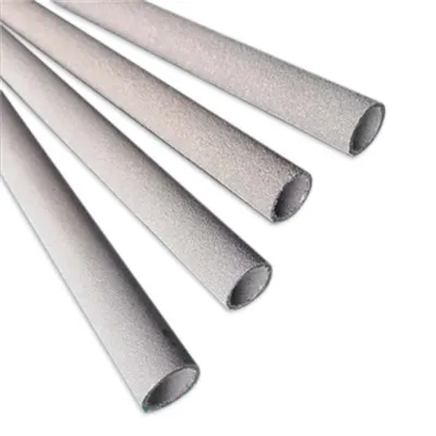 Titanová trubice s práškem